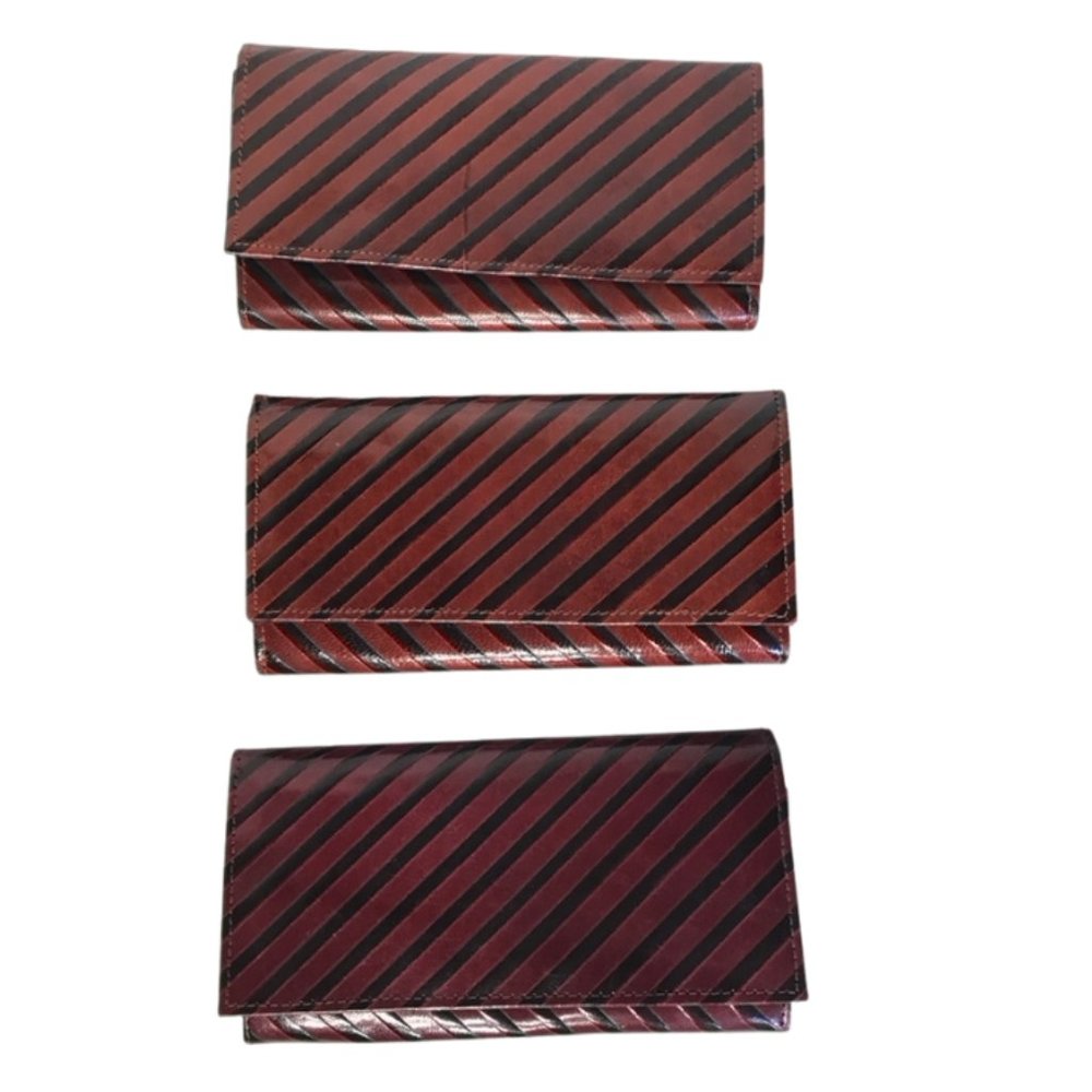 🛑  Lot-Three Leather Wallets